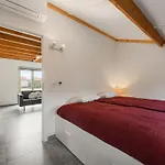 Westhinder I H91 Holiday home